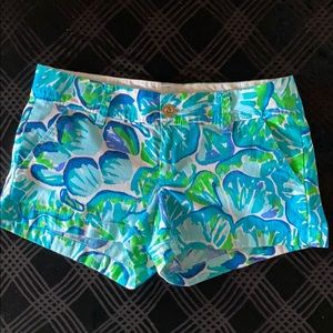 Lilly Pulitzer “The Walsh Short” Floral Shorts | 4
